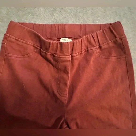 Umgee maroon distressed elastic waist jeggings size S - Picture 5 of 7